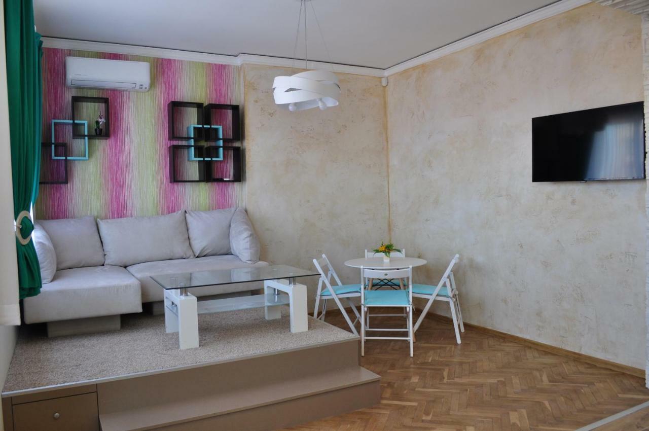 Sofia Central Pretty Apartment Eksteriør billede