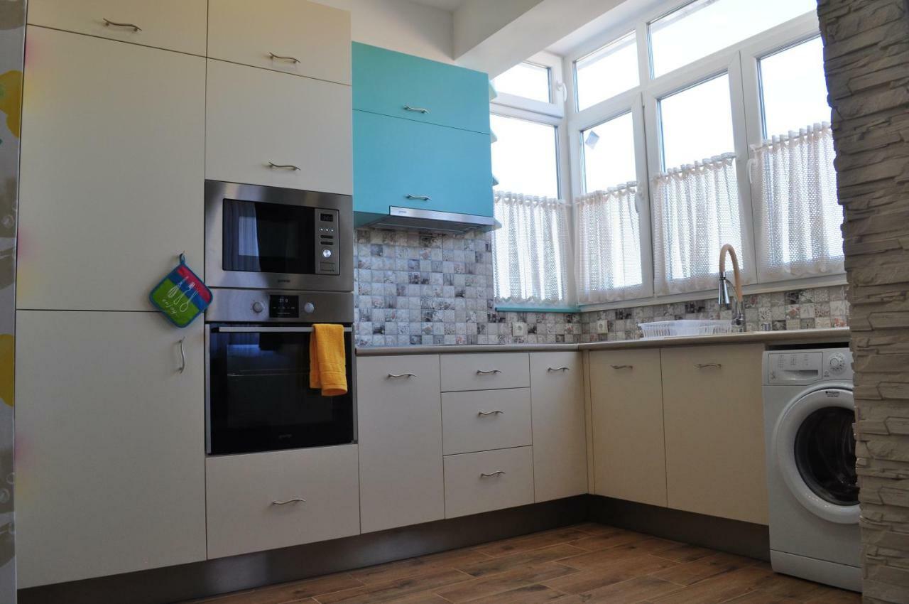 Sofia Central Pretty Apartment Eksteriør billede