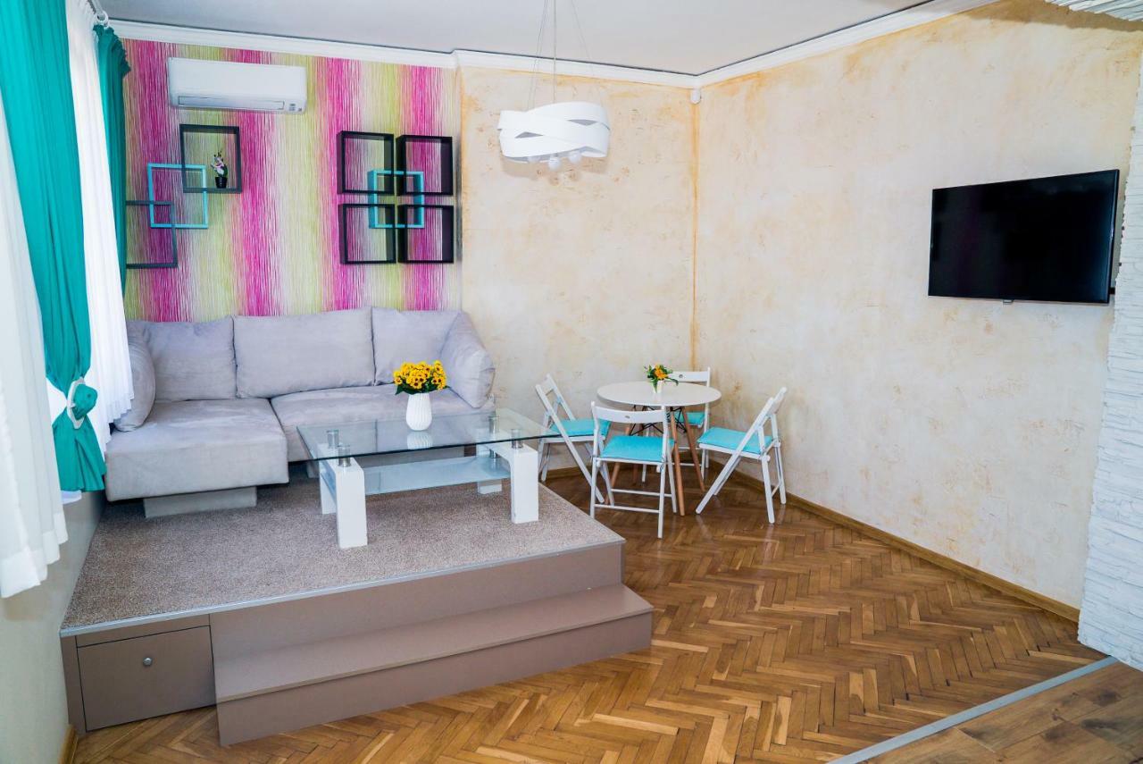 Sofia Central Pretty Apartment Eksteriør billede